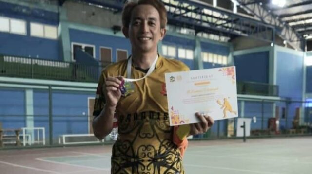 Rustam Raih Juara Pertama Turnamen Kejurnas Pickleball Di Surabaya
